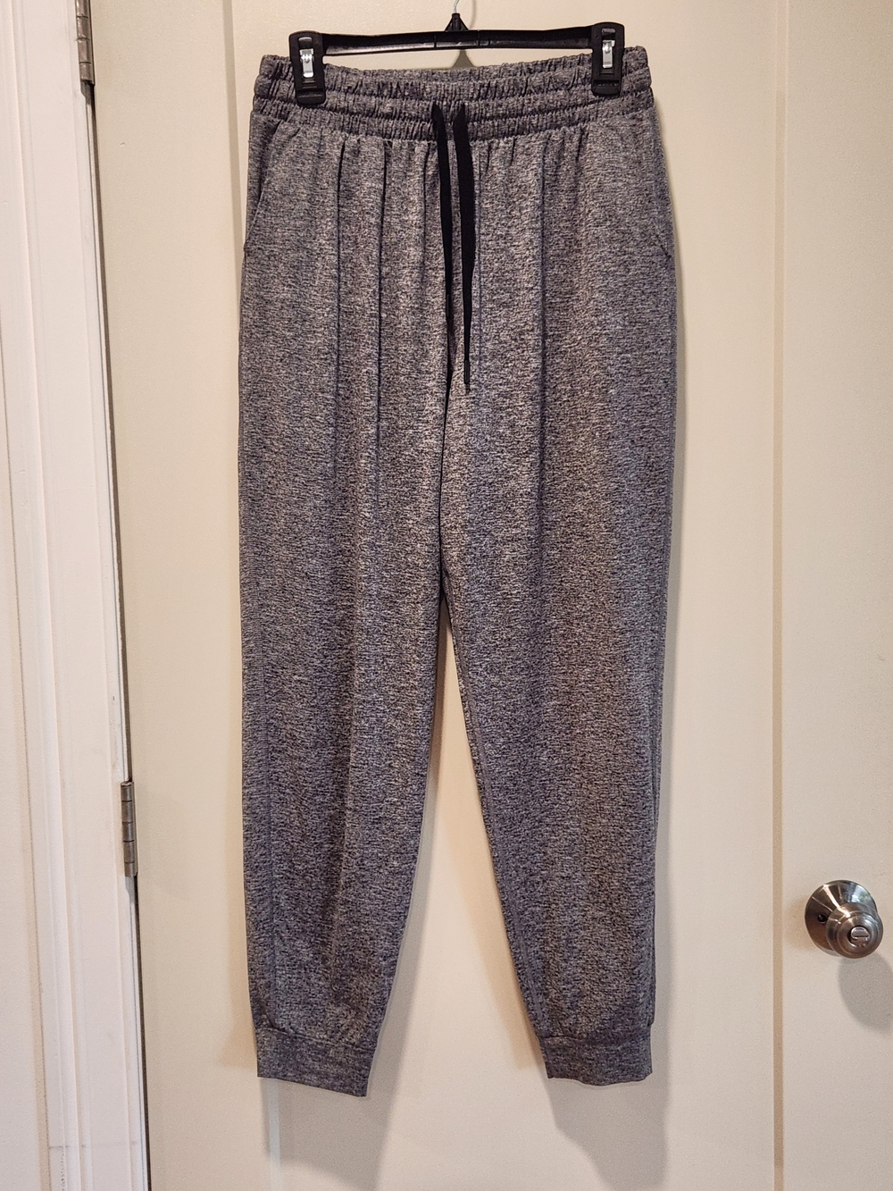 GapFit Brushed Tech Jersey Joggers Heather Gray Women's Size Medium